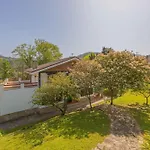 Sea Garden Holiday home *