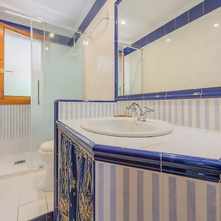 Holiday home Sea Garden Mendiondo